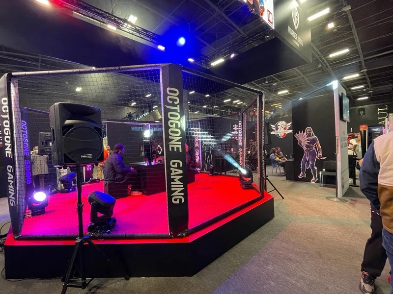 Mortal Kombat live performance area inside the booth